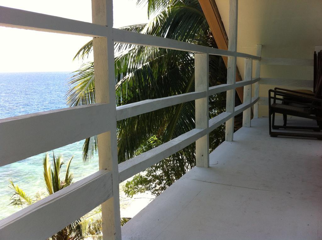 La Bella Beach House Boljoon Esterno foto
