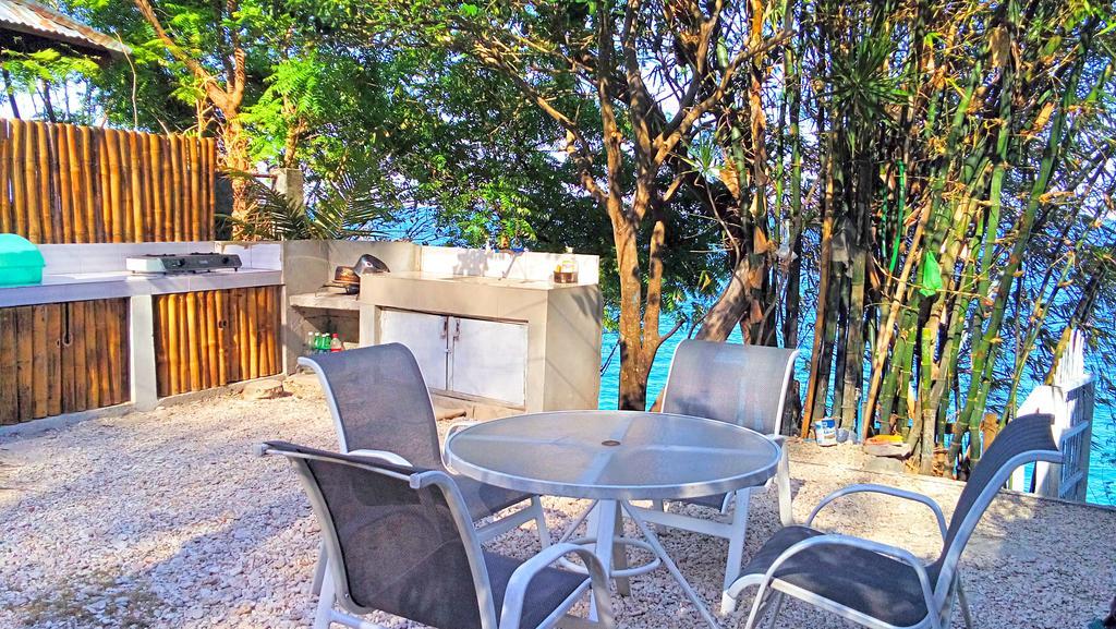La Bella Beach House Boljoon Esterno foto