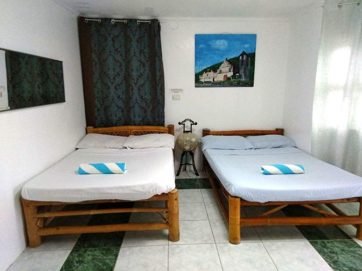 La Bella Beach House Boljoon Esterno foto